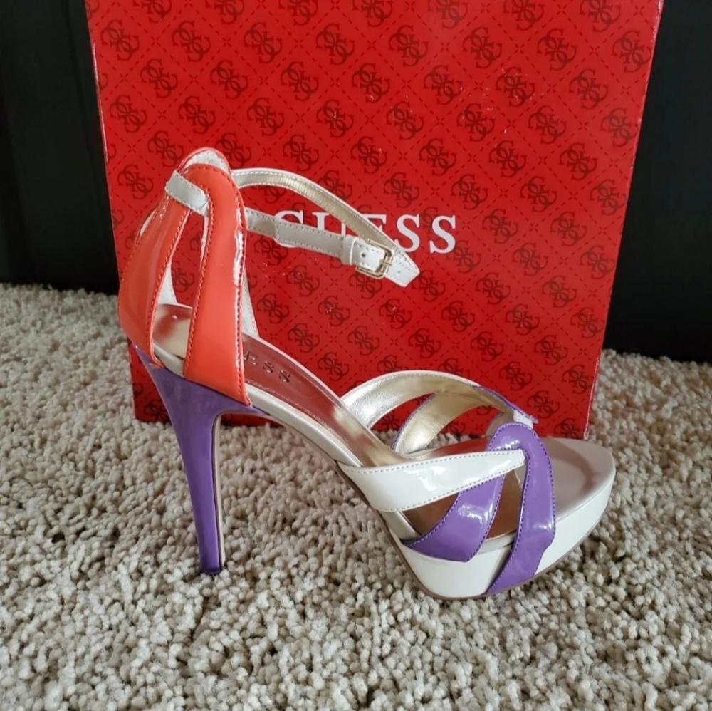GUESS Edee Heels Sz 8.5 NEW!